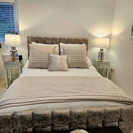 Beautiful One Bed Studio Flat - Dog Friendly Bridgwater Dış mekan fotoğraf