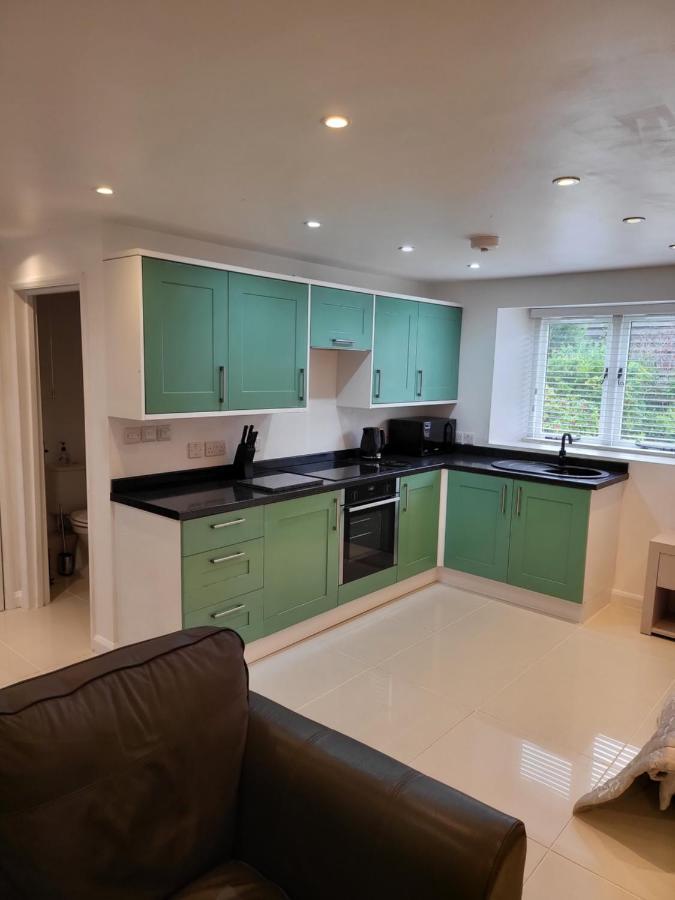 Beautiful One Bed Studio Flat - Dog Friendly Bridgwater Dış mekan fotoğraf